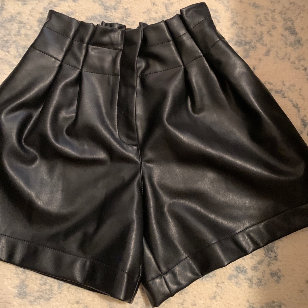 Zara girls faux leather shorts size 8